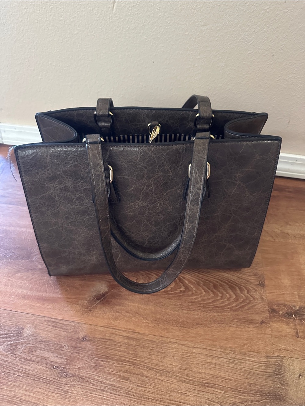 Structured Tote Handbag in Dark Gray